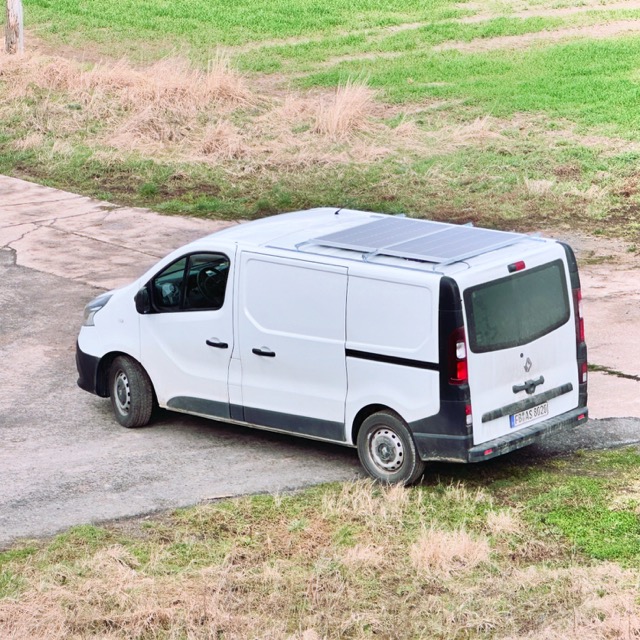 Solar auf dem Dach eines Camper Vans